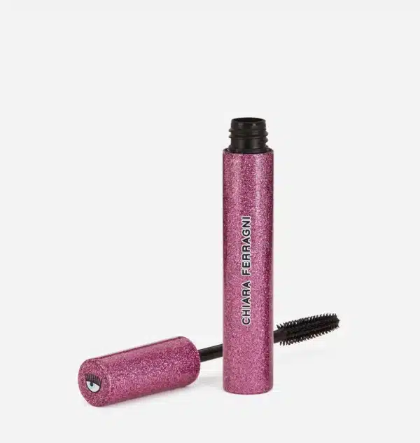 CHIARA FERRAGNI MASCARA - UNPOSTED 01 - Image 4